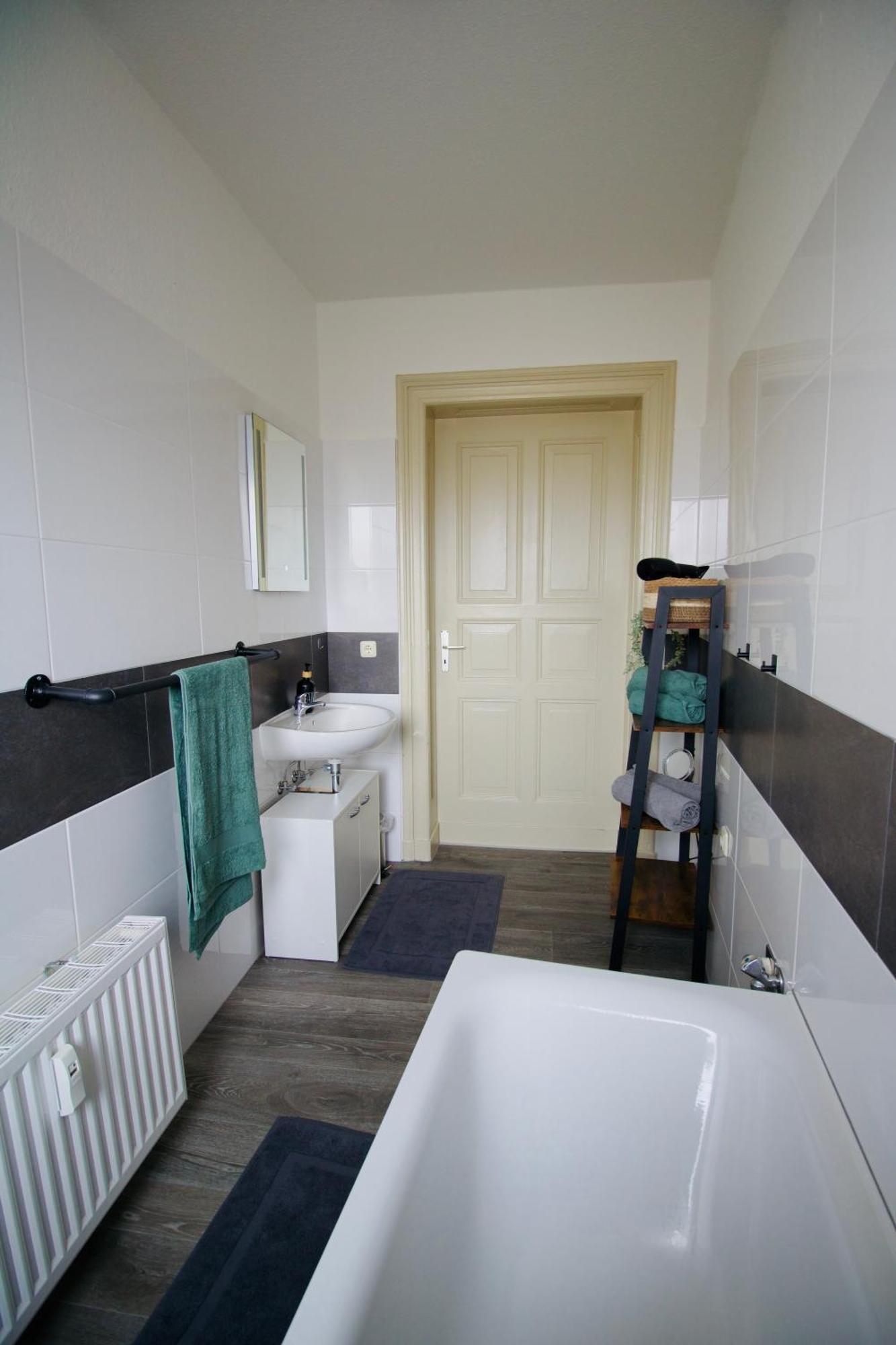 Gemuetliches Innenstadtnest, Zentrale Lage, 88Qm, Kostenfreier Parkplatz, Fuer Bis Zu 6 Personen Cottbus Extérieur photo