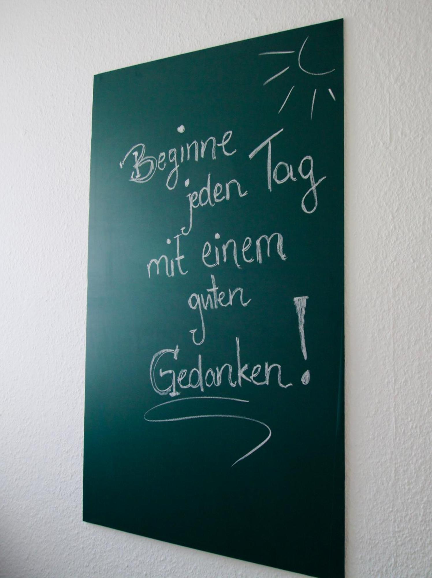Gemuetliches Innenstadtnest, Zentrale Lage, 88Qm, Kostenfreier Parkplatz, Fuer Bis Zu 6 Personen Cottbus Extérieur photo